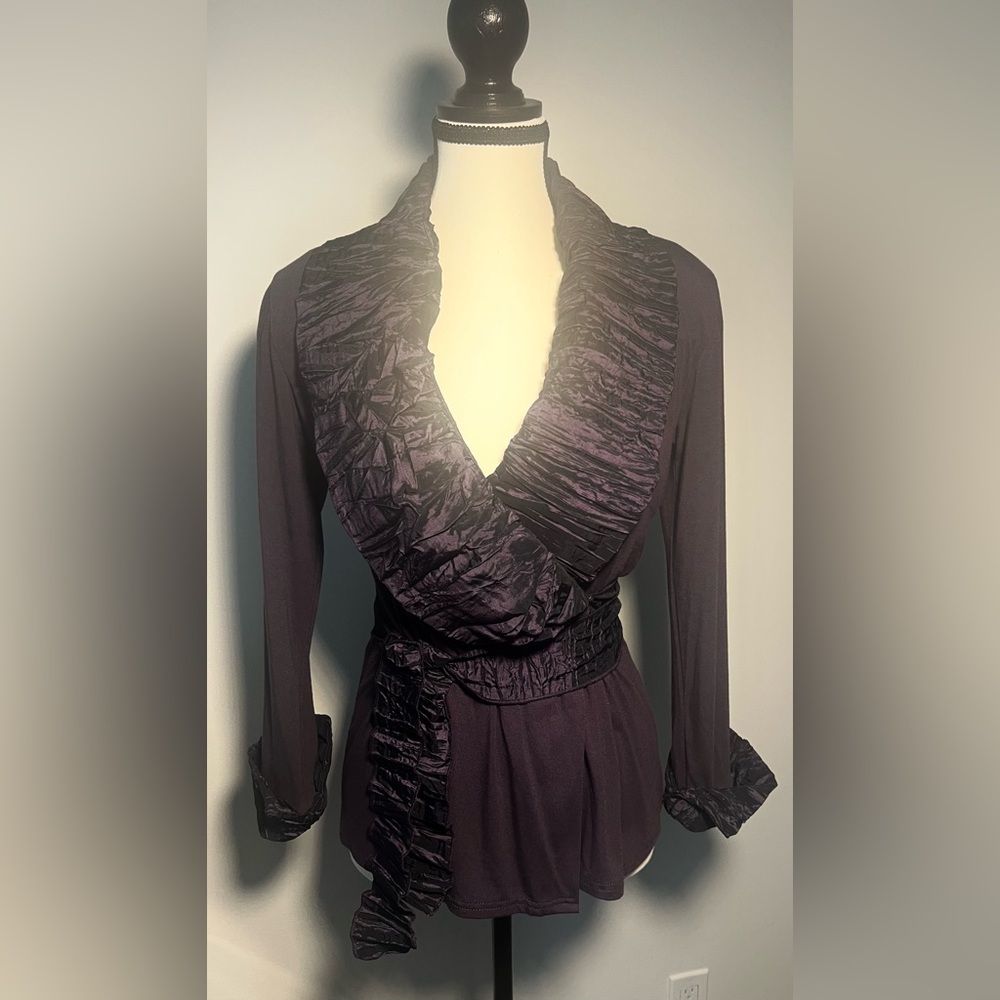 Cache Luxe women top Size S. Purple ruffle wrap long sleeve